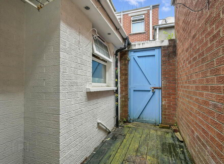 32 Great Northern Street, Belfast, BT9 7FN
