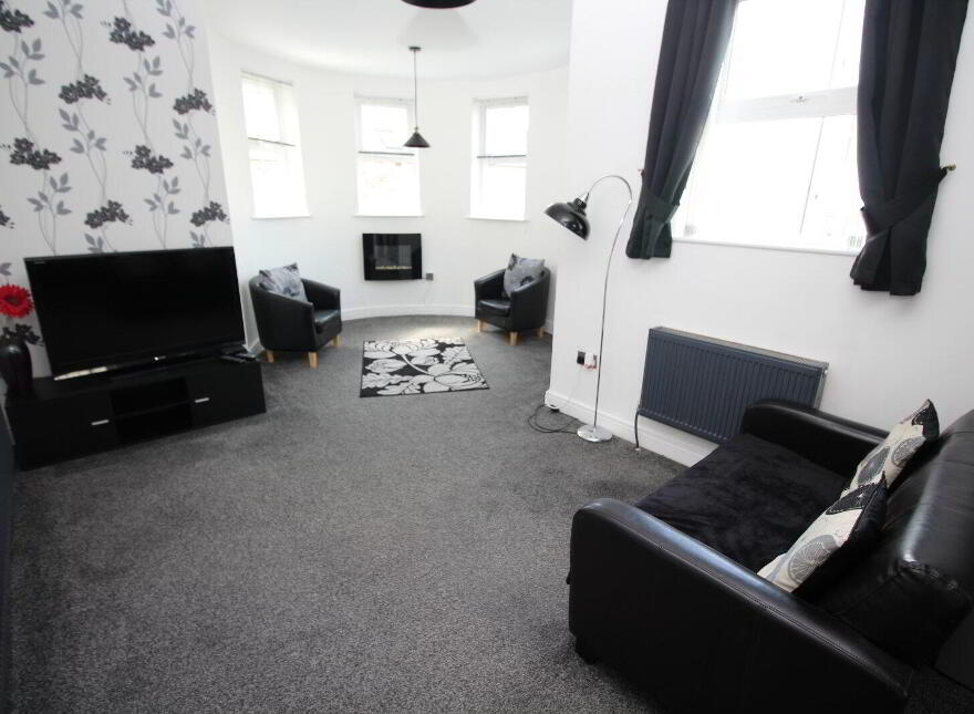 Apartment 5 Cheston Close, Carrickfergus, BT38 7FL