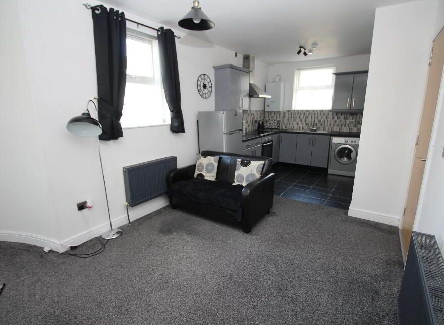 Apartment 5 Cheston Close, Carrickfergus, BT38 7FL
