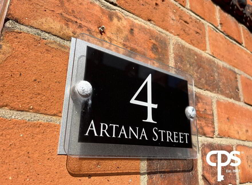 4 Artana Street, Belfast, BT8