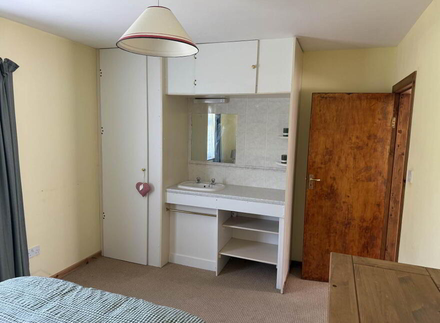 Carna Cottage, Garrynadur, Lispole