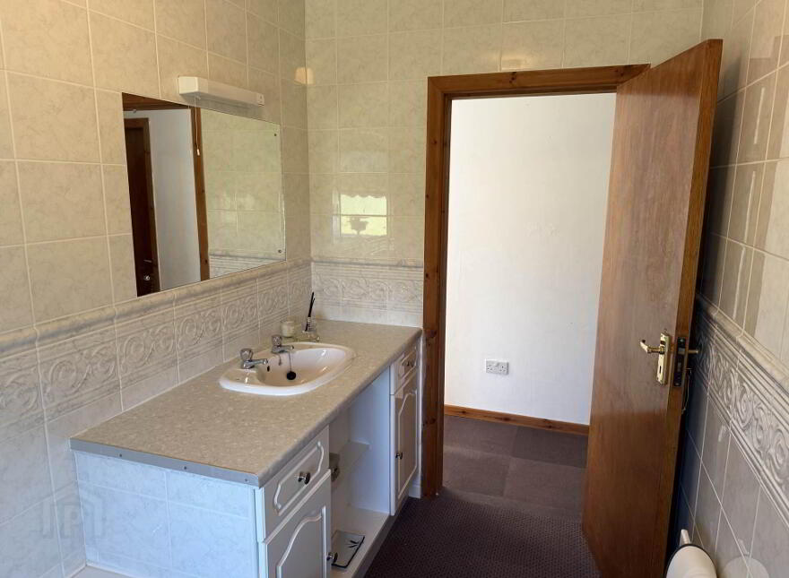 Carna Cottage, Garrynadur, Lispole