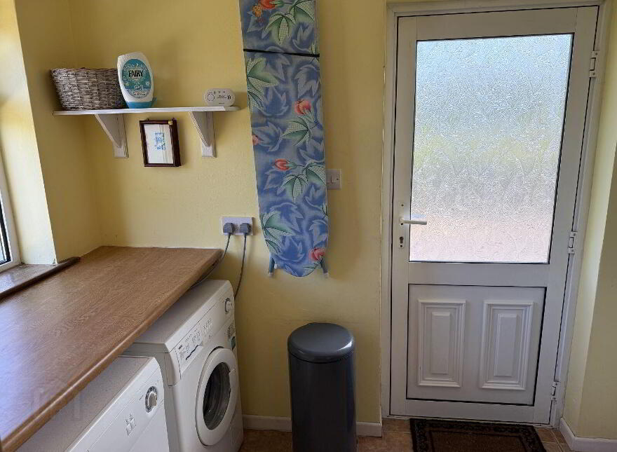Carna Cottage, Garrynadur, Lispole, V92C8C0