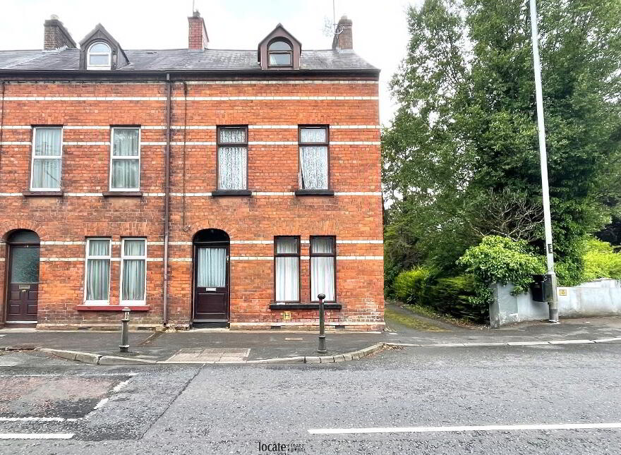 30 Derry Road, Omagh, BT78 5DY photo