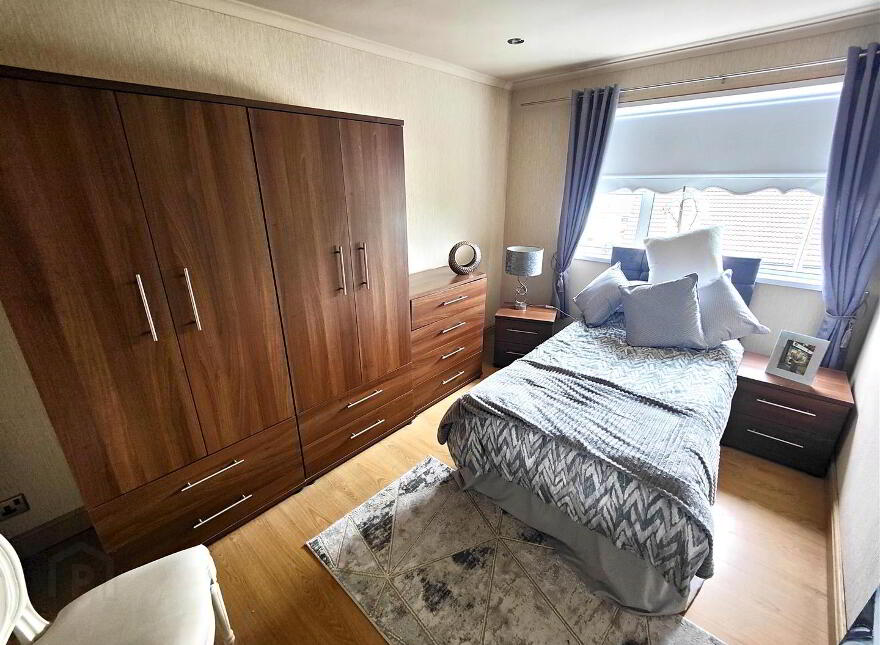 10 Forthriver Green, Belfast, BT13 3UR