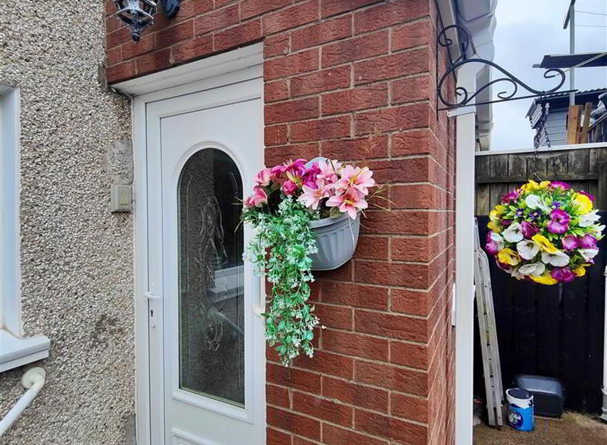 10 Forthriver Green, Belfast, BT13 3UR