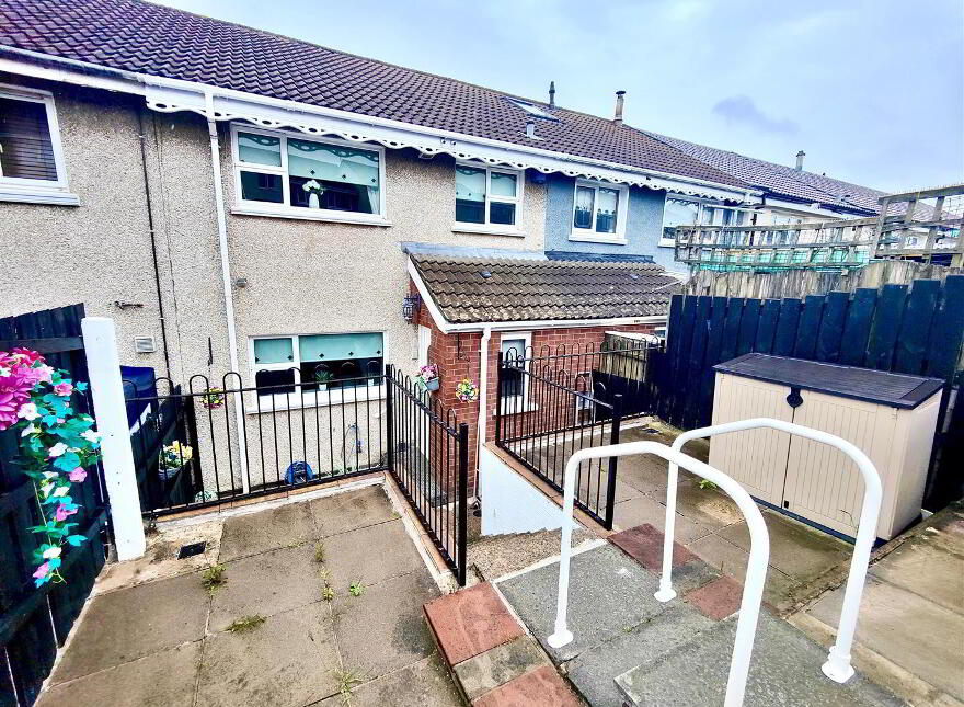 10 Forthriver Green, Belfast, BT13 3UR