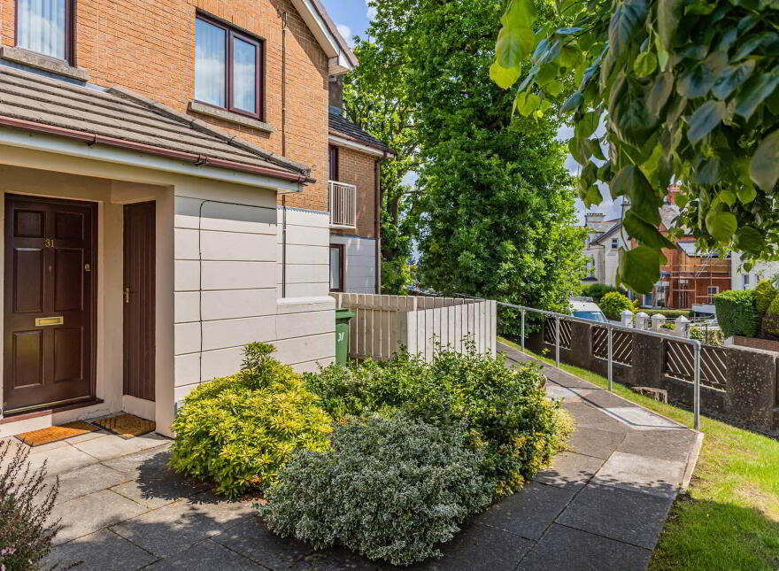 31 Garvey Court, Lisburn, BT27 4DG