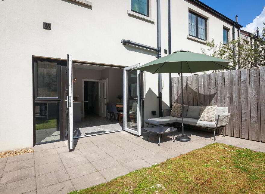 12 Donegall Park Gardens, Belfast, BT15 5EU