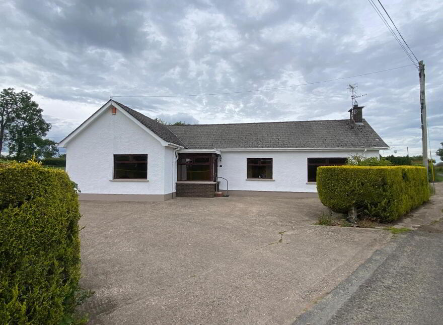 27 Sunnyside Road, Stewartstown, Dungannon, BT71 5NW photo