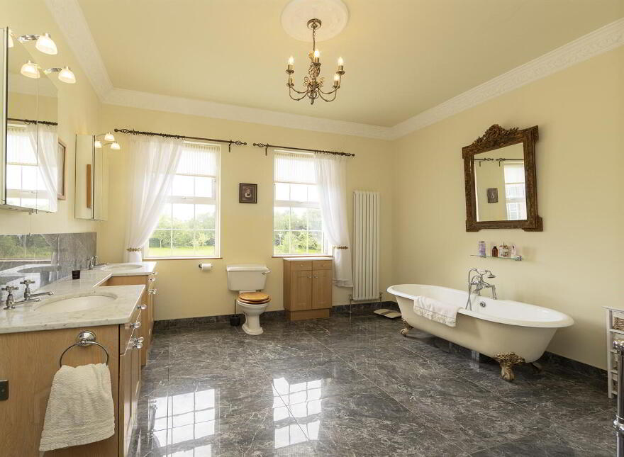 Eden House, 1 Edenturcher Road, Glenavy, Crumlin, BT29 4LZ
