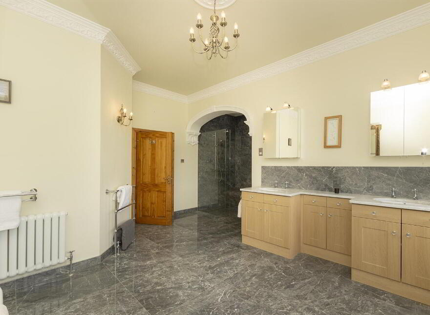 Eden House, 1 Edenturcher Road, Glenavy, Crumlin, BT29 4LZ