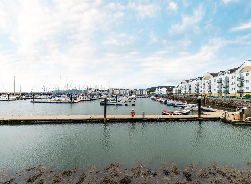 118 Rodgers Quay, Carrickfergus, BT38 8BE