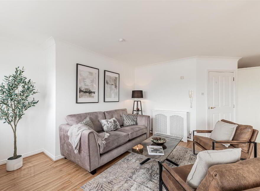 118 Rodgers Quay, Carrickfergus, BT38 8BE