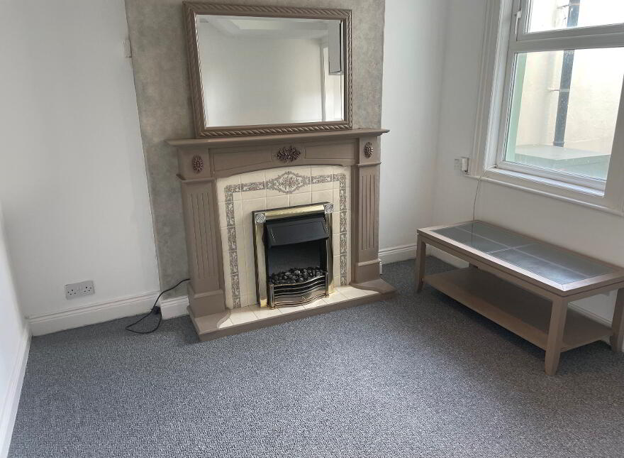 2 Adelaide Avenue, Whitehead, Carrickfergus, BT38 9RZ