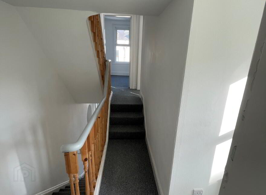 2 Adelaide Avenue, Whitehead, Carrickfergus, BT38 9RZ