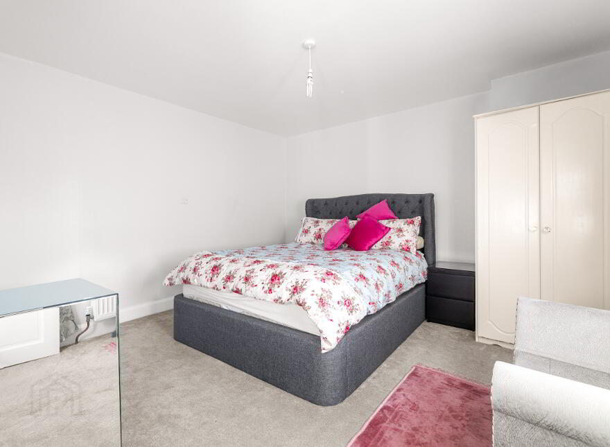 Keenans Lane, Main Street, Castledermot, R14PN24