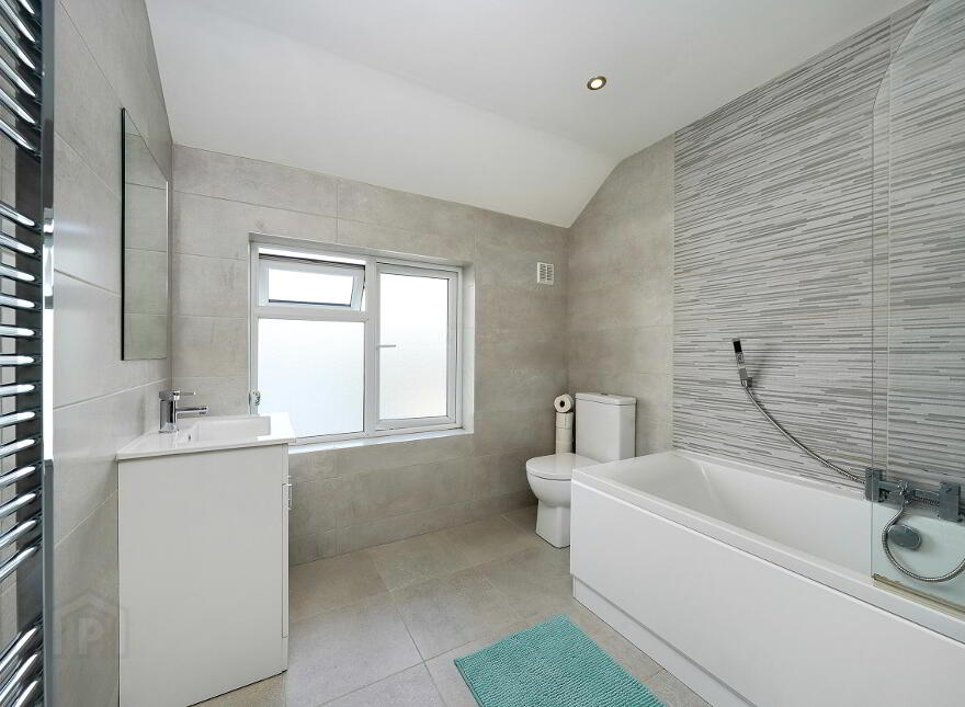 30 Oranmore Road, Ballyfermot, Dublin, D10R681