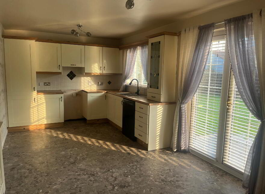 35 Ferndale, Strabane, BT82 9TH