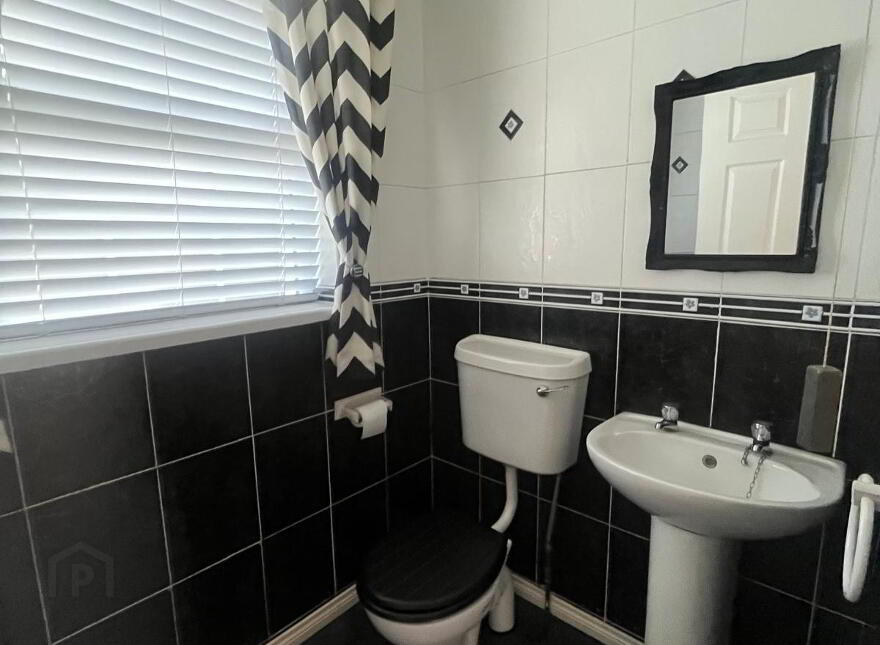 35 Ferndale, Strabane, BT82 9TH