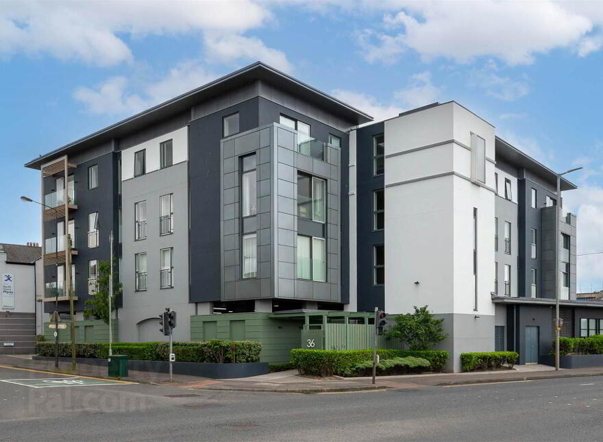Apt 2.5 The Front, 36 Shore Road, Holywood, BT18 9GZ photo