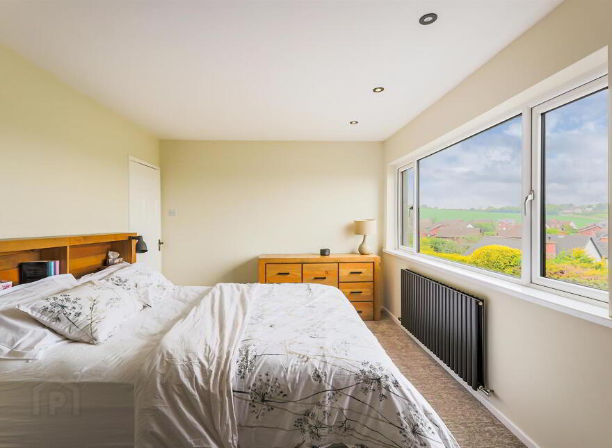 11 Glennor Crescent, Carryduff, BT8 8HW