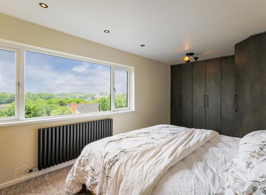 11 Glennor Crescent, Carryduff, BT8 8HW
