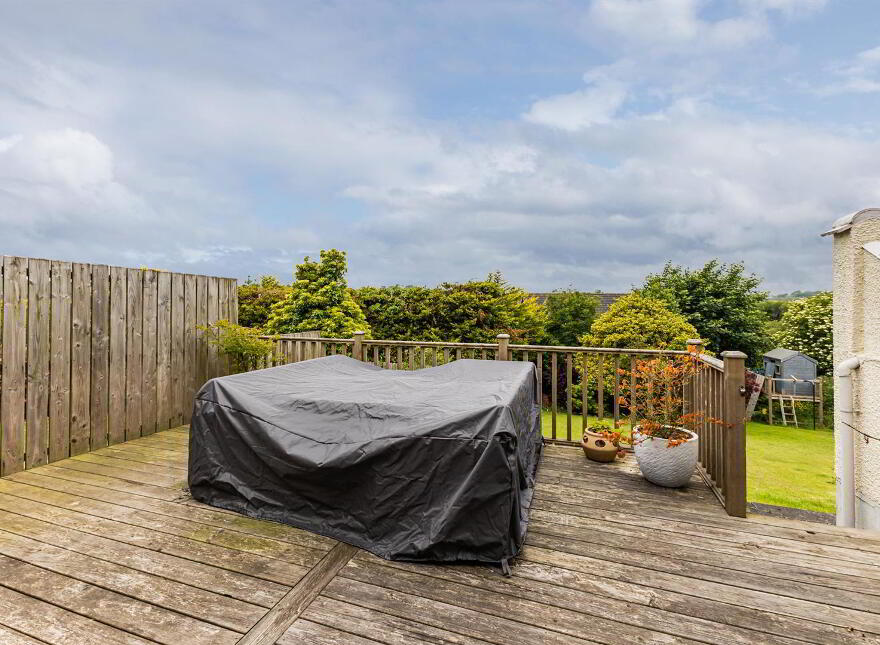 11 Glennor Crescent, Carryduff, BT8 8HW