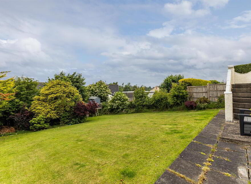 11 Glennor Crescent, Carryduff, BT8 8HW