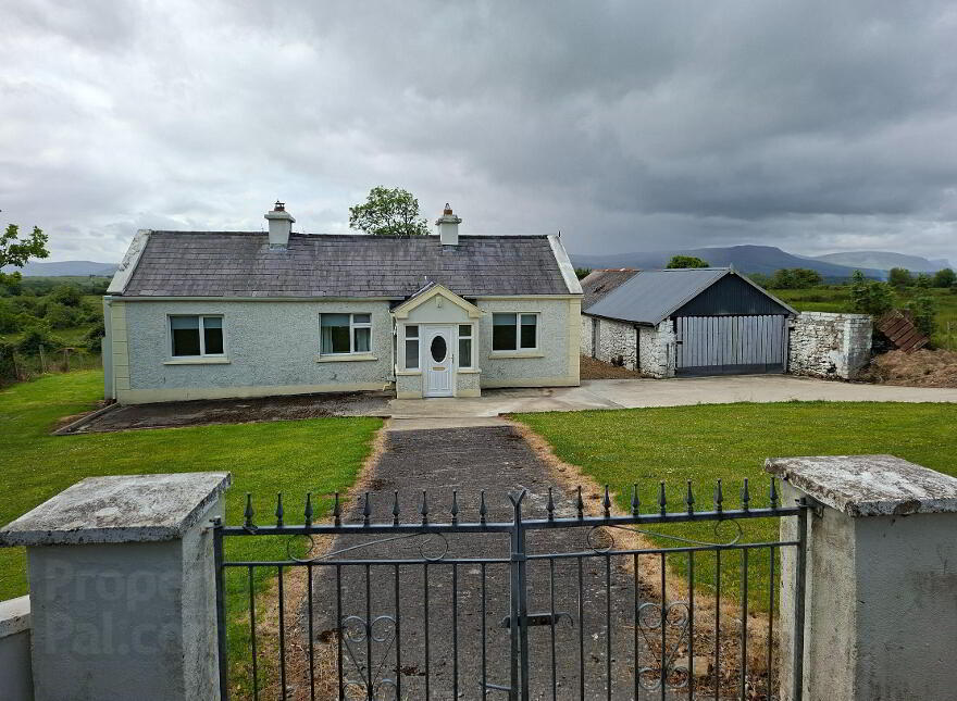 Lissacholly, Ballyshannon, F94H6E4 photo