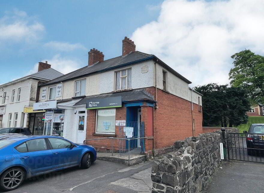 9 Bon Accord Terrace, Lisburn, BT28 1TL photo