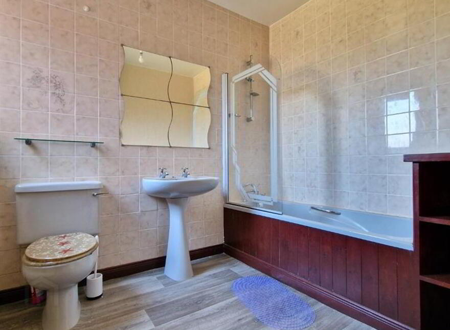12 Crawfordsburn Road, Newtownards, BT23 4EA