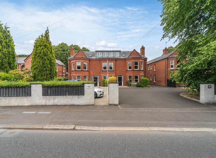 Apt 5 Balmoral View, 96 Balmoral Avenue, Belfast, BT9 6NY