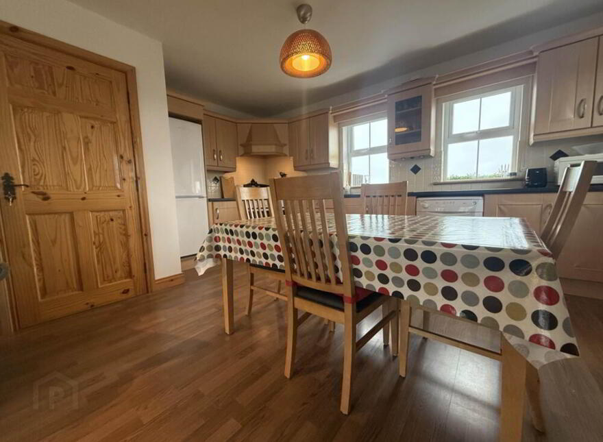 No, 7 Arran View, Burtonport, F94YV78