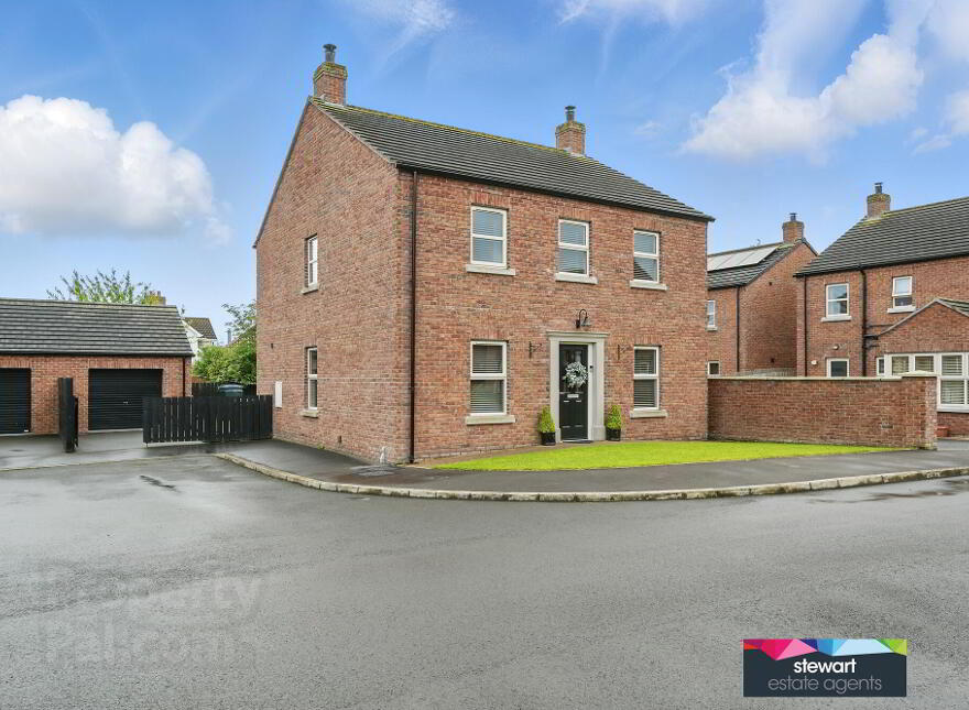 2 St James Meadow, St James, Royal Hillsborough, BT26 6GS photo