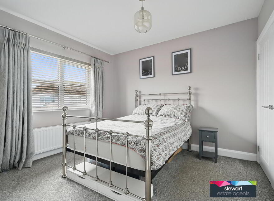 2 St James Meadow, St James, Royal Hillsborough, BT26 6GS