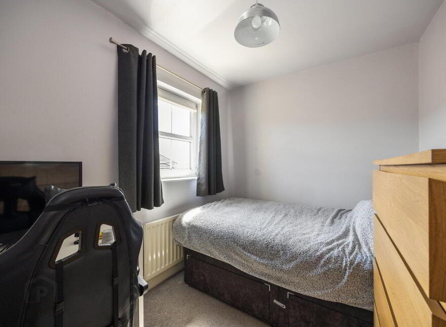 4 Mornington Place, Lisburn, BT28 2WR