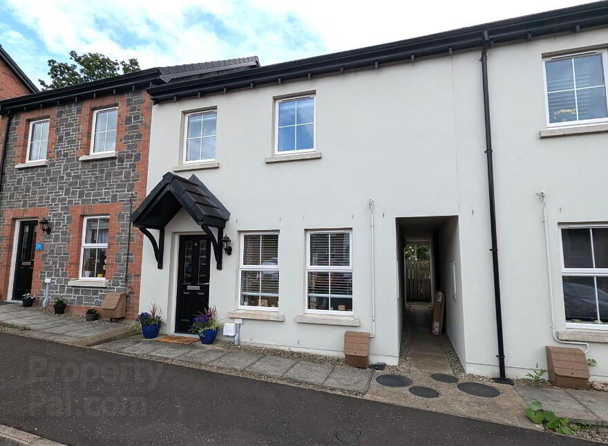 41 Ballyveigh Avenue, Antrim, BT41 2GX photo