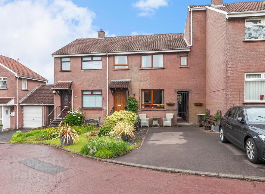 12 Pembrooke Court, Newtownabbey, BT36 5AD photo