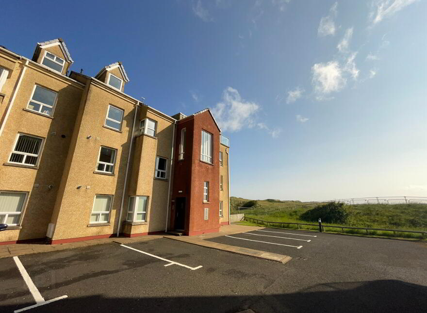 35 The Links, Portrush, BT56 8SX photo