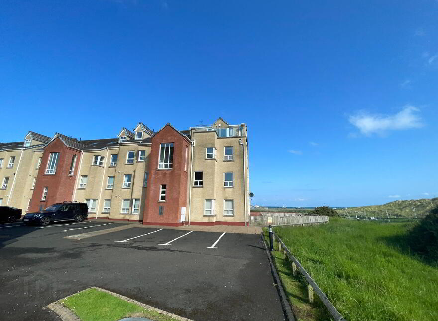 35 The Links, Portrush, BT56 8SX