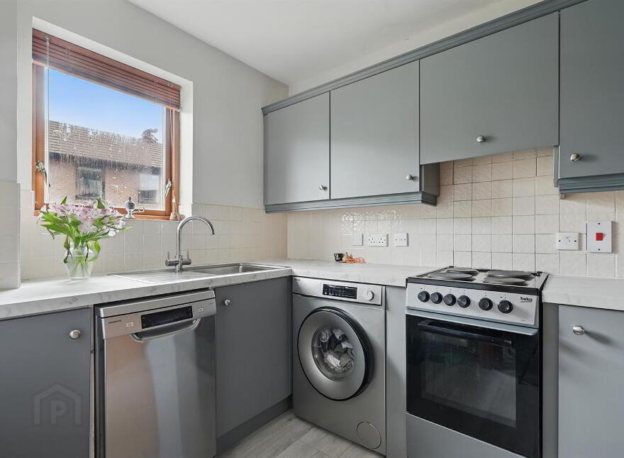 20 Laganvale Court, Stranmillis, Belfast, BT9 5BH