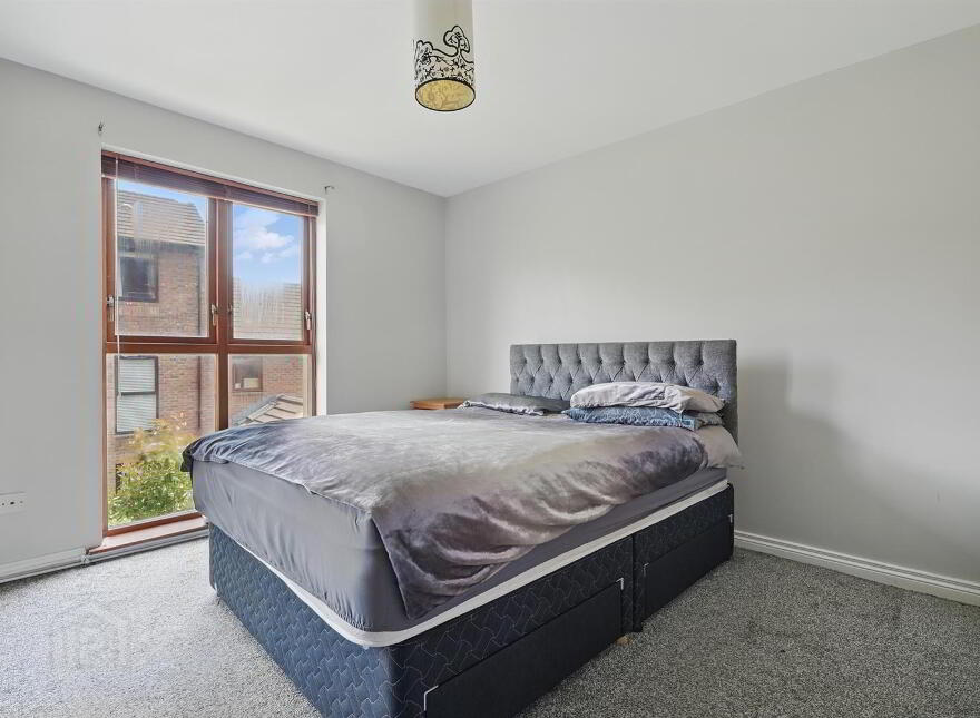 20 Laganvale Court, Stranmillis, Belfast, BT9 5BH