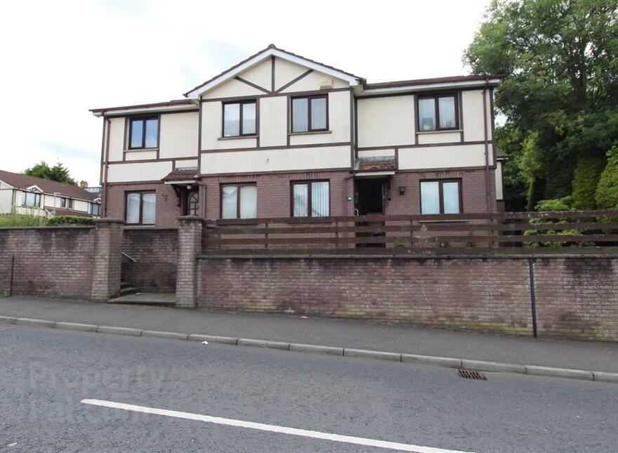 18 Victoria Court, Belfast, BT4 1RQ photo