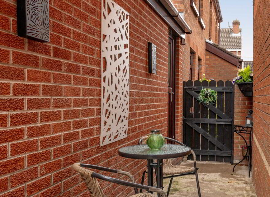 4 Comber Court, Belfast, BT5 4TN