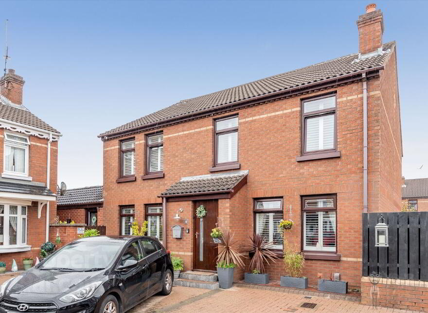 4 Comber Court, Belfast, BT5 4TN photo