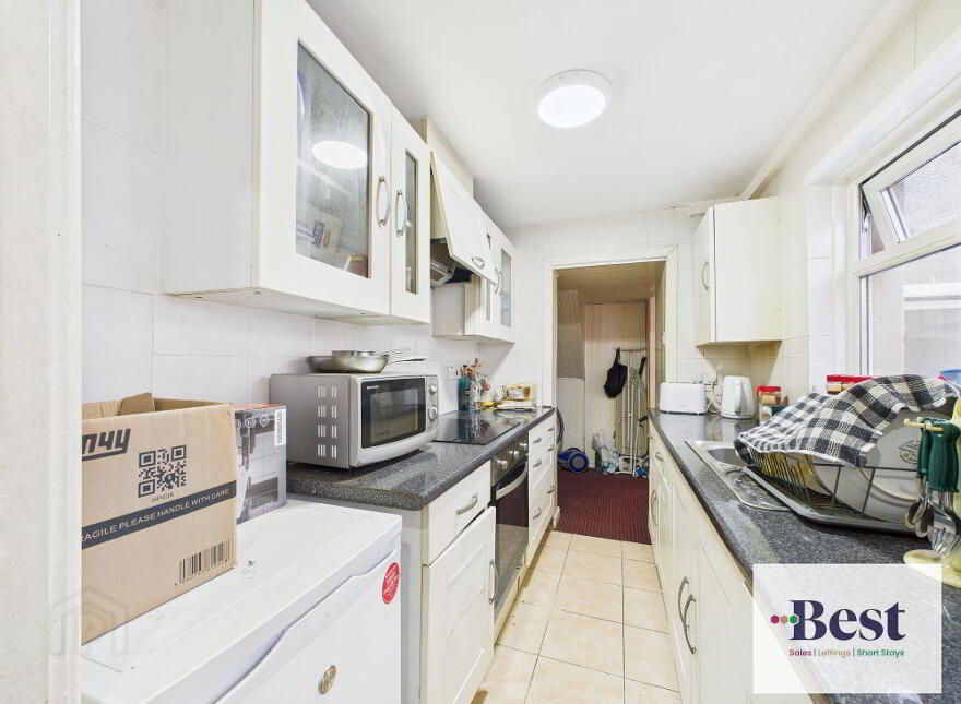 5 Glynnview Avenue, Larne, BT40 1BT