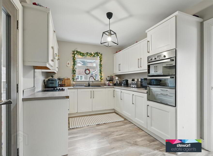 6 Mount Eagles Avenue, Dunmurray, Belfast, BT17 0GT