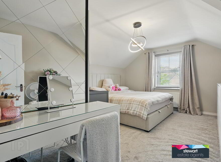 6 Mount Eagles Avenue, Dunmurray, Belfast, BT17 0GT