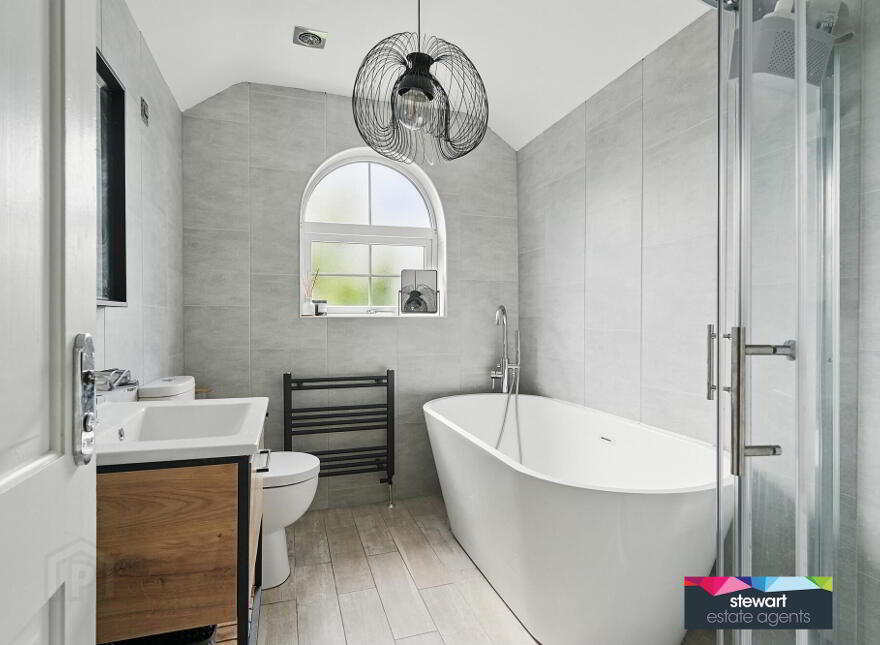 6 Mount Eagles Avenue, Dunmurray, Belfast, BT17 0GT